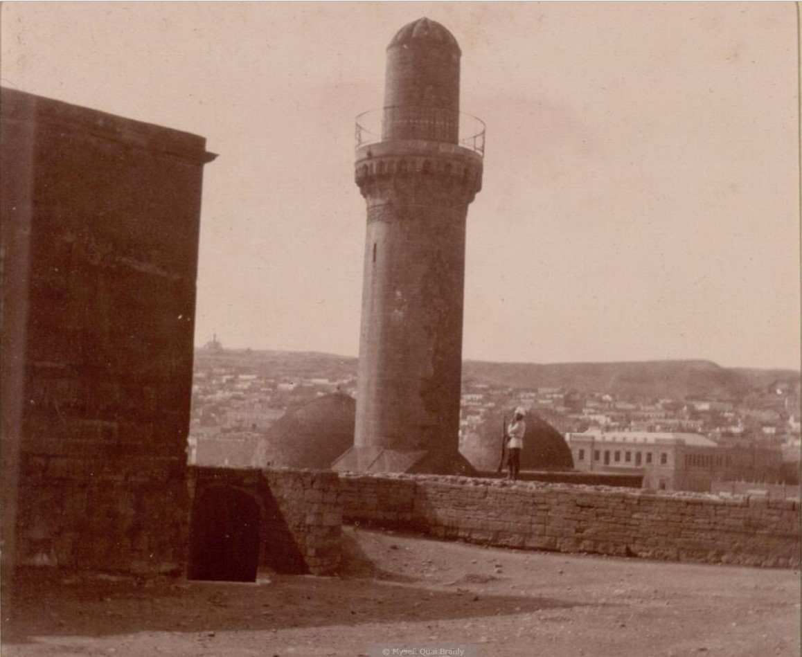 12. Баку. Минарет 12. Баку. Минарет