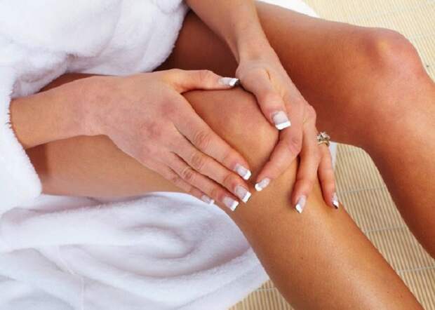 боль в колене