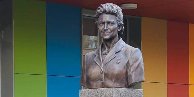Памятник советской разведчице Надежде Троян установили на Хорошевском шоссе