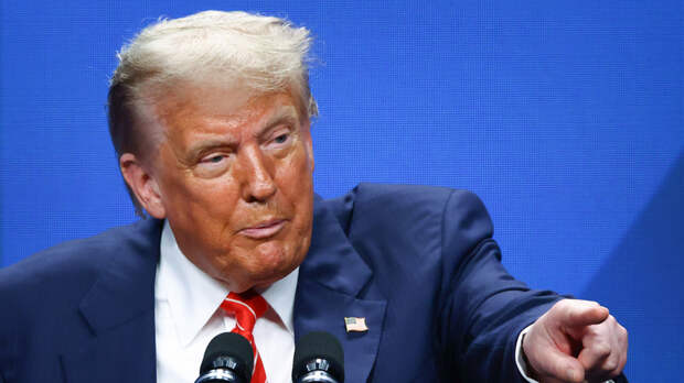 Трамп утверждает, что США полностью уничтожили все военные цели на острове Харк