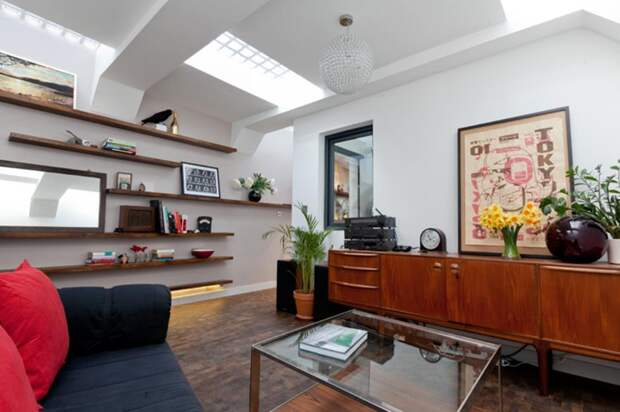 http://new.neveroyatno.website/wp-content/uploads/2018/08/d09cf819-9d38-438e-a1c5-cff4bf737ad5-coverted-toilet-living-room-complete-living-room-web-1.jpg