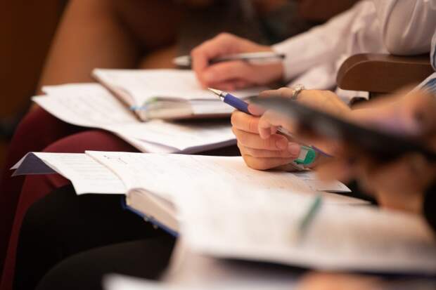 Потратить последние каникулы на пробный ЕГЭ советуют выпускникам эксперты НГПУ