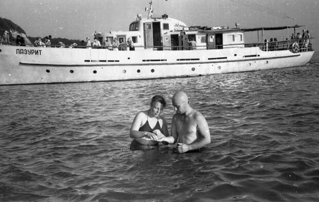 На Черном море (37 фото)