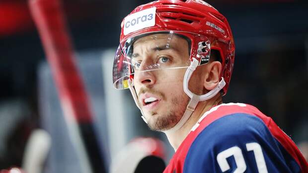 КХЛ дисквалифицировала Осипова на 1 матч за драку