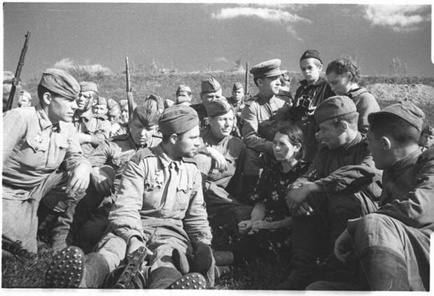 Photographs Of Red Army During World War II 2_002