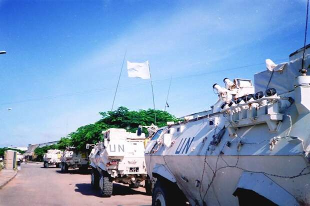 Бронеколонна ВС Малайзии, обеспечивавшая вывод подразделений спецназа США на базу сил ООН   СШП, сомали, спецназ