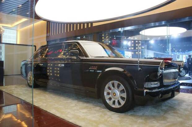 Лимузин для Компартии Китая (8 фото)