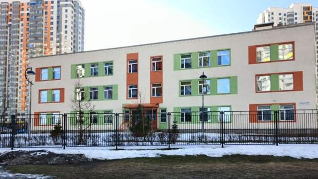 ВТБ начал выпуск детской карты «ЕКПшка»