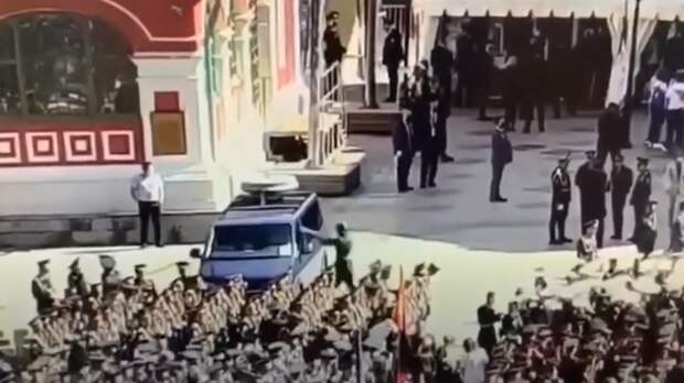 Комиссован рядовой, устроивший дебош во время парада Победы в Москве