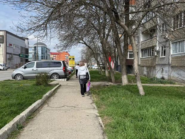 Кто крадёт нашу энергию: священники объяснили, почему рядом с одними людьми гаснет свет, а с другими — зажигается