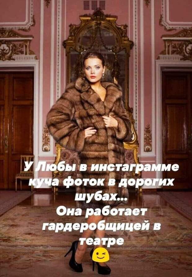 Парень с огромным букетов цветов приходит к родителям своей любимой...