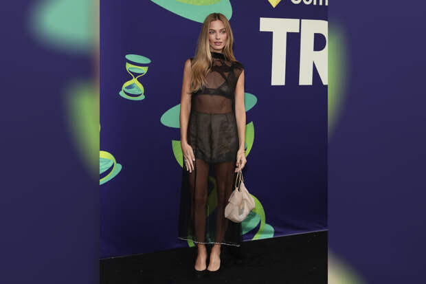 Актрису Марго Робби сравнили с бездомной из-за выхода в мешковатых джинсах