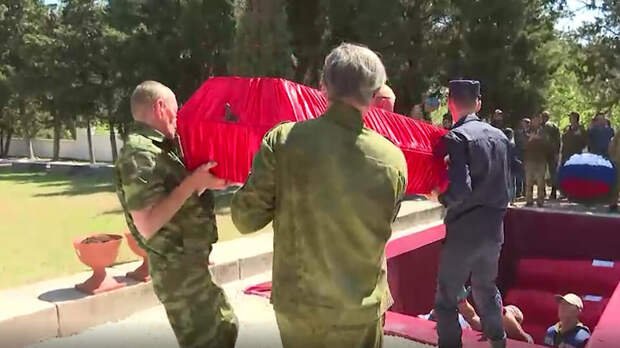 "Всю жизнь искали": установили личности 8 найденных в Крыму солдат ВОВ