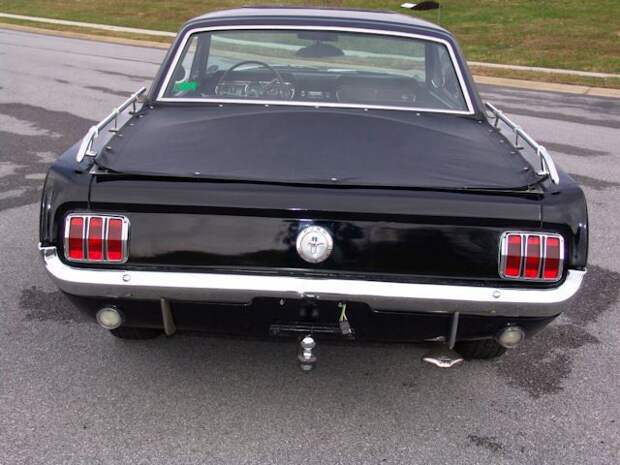 Очередной скелет из шкафа Ford Mustang (21 фото) Очередной скелет из шкафа Ford Mustang (21 фото)