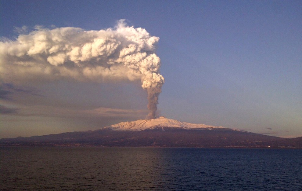 volcano17 volcano17 Вулканическая активность в 2012 году
