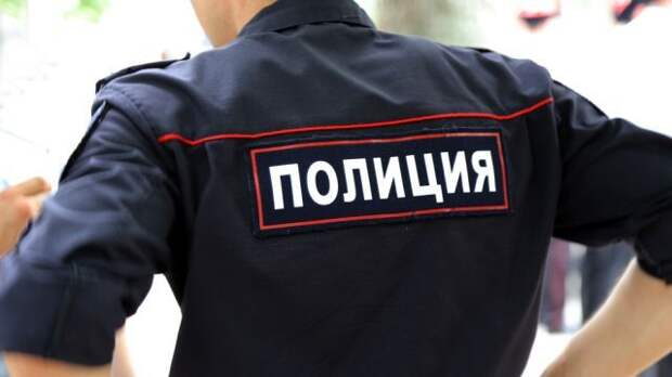 На западе Москвы разбойники похитили у уборщицы три доллара