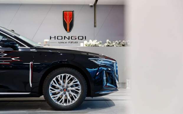 Компания Hongqi рассказала о новинках, которые будет продавать в России