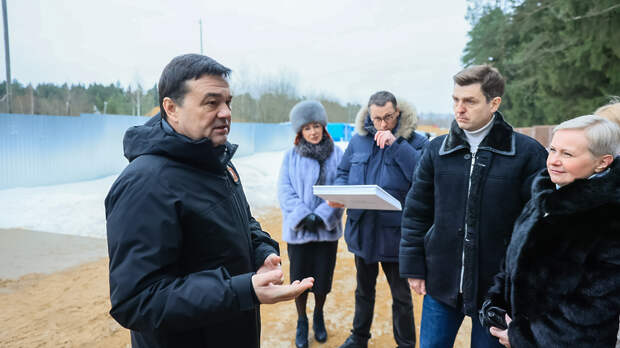 Андрей Воробьев пообщался с жителями Истры по поводу благоустройства лесопарка