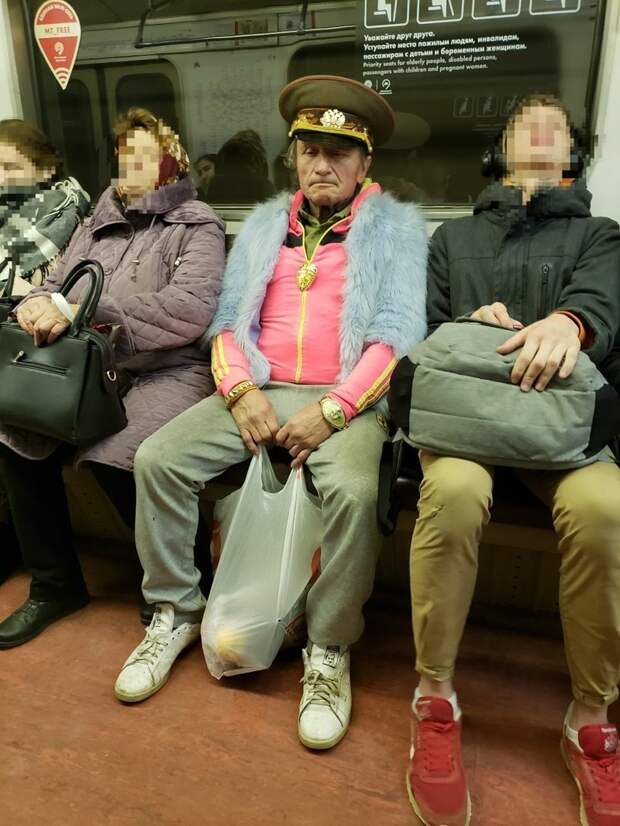 Завсегдатаи общественного транспорта во всей красе!