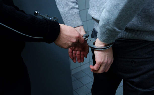 В Италии арестовали предполагаемого пособника в побеге Усса