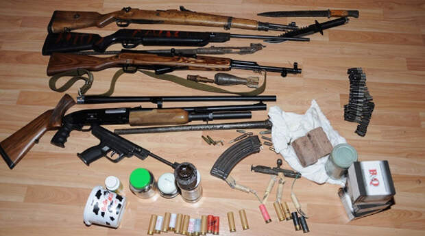 Сотрудники ФСБ ликвидировали 32 оружейные мастерские 