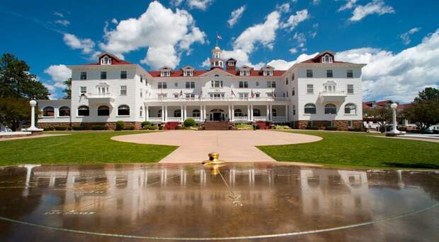 https://dynamic-media-cdn.tripadvisor.com/media/photo-o/0f/c8/d5/38/stanley-hotel.jpg?w=900&h=-1&s=1