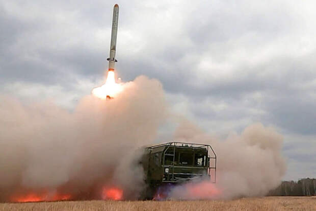 Россия проводит учения с ядерным оружием