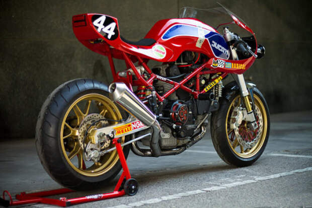 Radical Ducati Monster M900