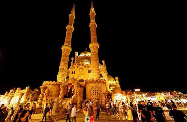 Россияне массово устремились на отдых в одну мусульманскую страну