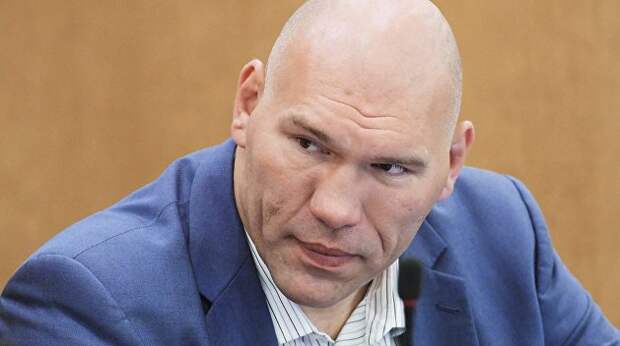 Валуев: Если травля Усика продолжится, Украина его потеряет Валуев: Если травля Усика продолжится, Украина его потеряет