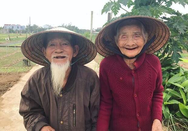 12. Супруги из Вьетнама, которые женаты уже 70 лет 12. Супруги из Вьетнама, которые женаты уже 70 лет