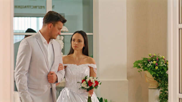 Алена Константинова:  Алена Константинова: