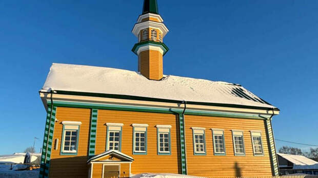 Айбаш авылының тарихи мәчетендә Ураза бәйрәме намазы укылды