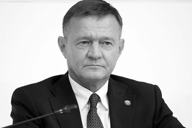 ТАСС: экс-глава Курской области Старовойт получал взятки в пакетах с продуктами