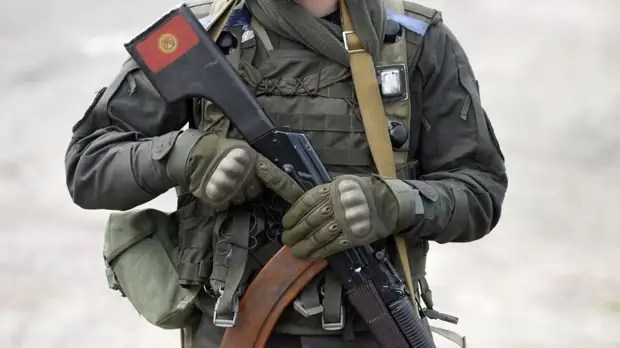 В Казахстан вылетели 150 военных из Киргизии