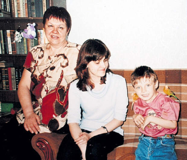 Катя с мамой и сыном Славой (https://www.eg.ru)