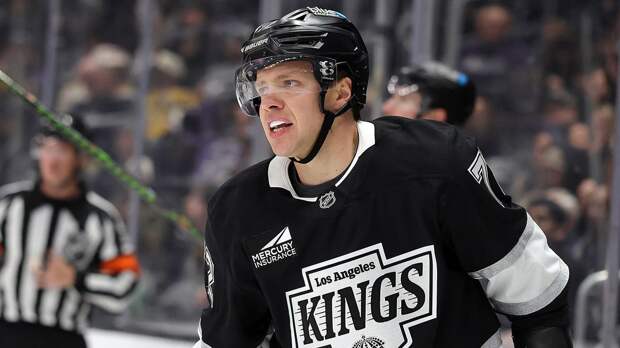 Гол и передача Панарина помогли «Лос-Анджелесу» обыграть «Коламбус» в чемпионате НХЛ