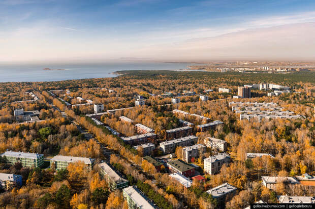 30_akadem