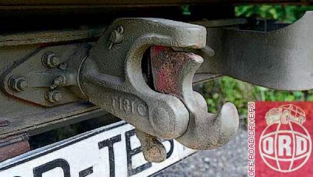 В процессе теста мы оценили удобство пользования этим «автоматическим» буксирным крюком оригинальной конструкции.