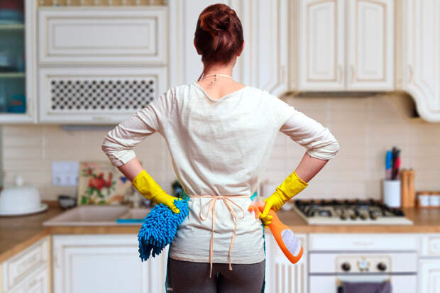 В Калининграде женщина убирала чужие дома и выносила оттуда золото