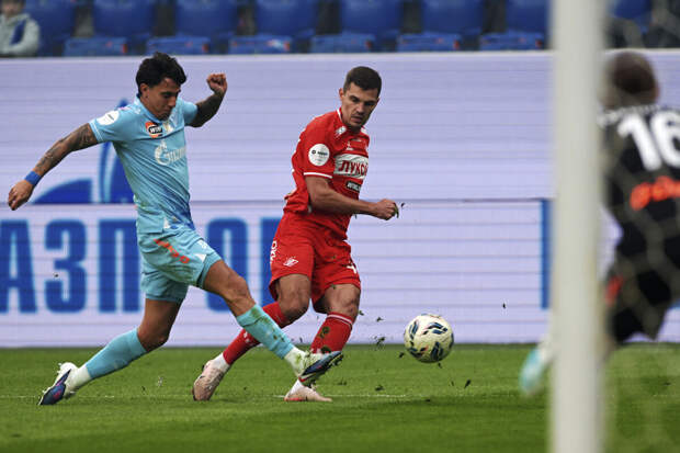 Президент "Сьона" Константин сообщил о работе по обмену игроками с "Зенитом"