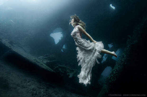 Фотосессия под водой от Benjamin Von Wong.