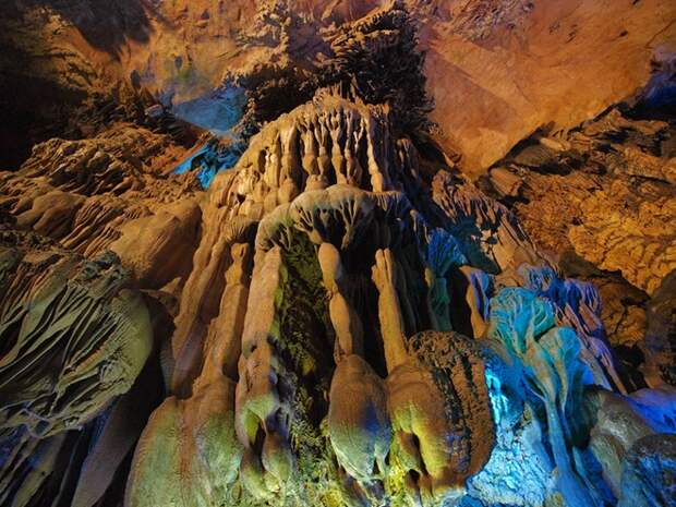 Красочные фотографии Пещеры China_025