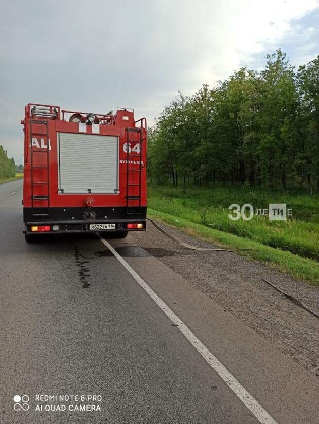 Молодежь прокатилась с ветерком: подруги засняли на видео манеру езды своего приятеля за несколько секунд до ДТП