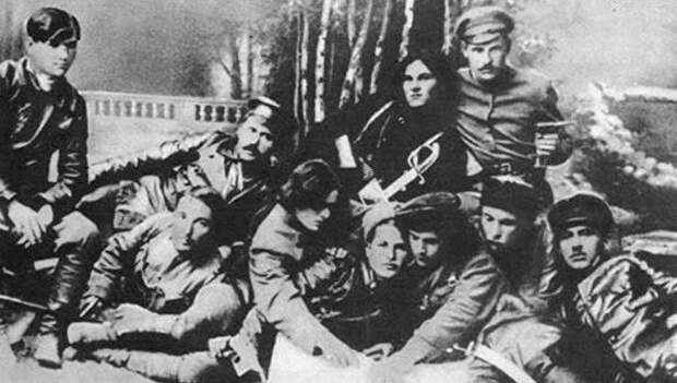 Диктатура под видом анархии. Как жила «вольница» Махно Диктатура под видом анархии. Как жила «вольница» Махно