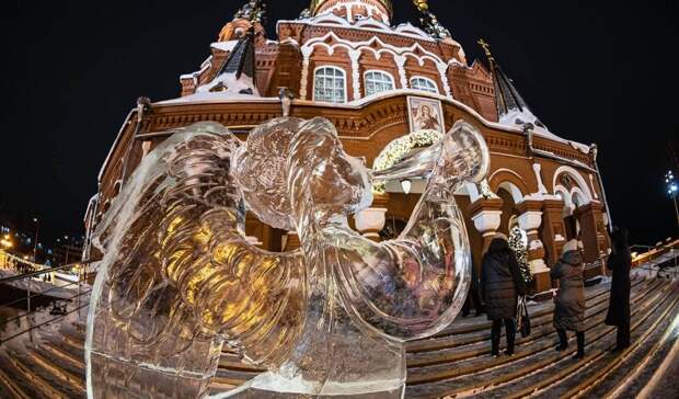 XI Ледовый фестиваль Ангелов и Архангелов в Ижевске - завораживающий фоторепортаж