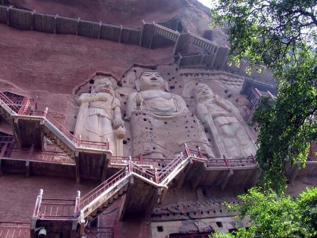 Гроты Майцзишань Maijishan Grottoes 18 Гроты Майцзишань