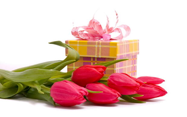 тюльпаны, подарок, коробка
