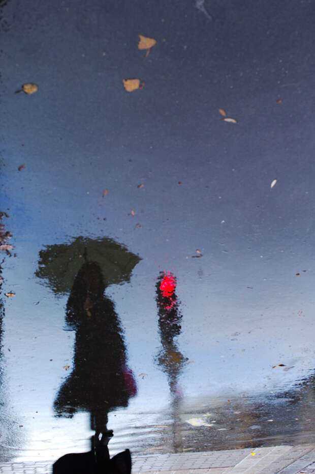 Динамичные отражения в лужах Cinematic Upside Down Street Reflections 7 Динамичные отражения в лужах