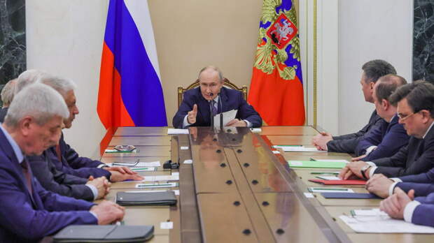 Путин назвал бизнес основной частью экономики России